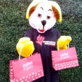 mascote ao promocional , locuo de loja