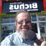 ao de locutor em pet shop e clinica veterinria