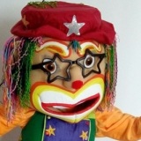 lindo personagem mascote palhao para oticas
