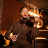 violinistacrisbarbosa