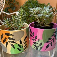 VASINHOS EM GESSO PARA CENTRO DE MESA COM PLANTINHAS NATURAIS