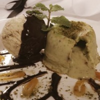 Petit Gateau de Pistache