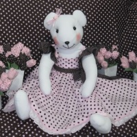Ursa Marrom e rosa