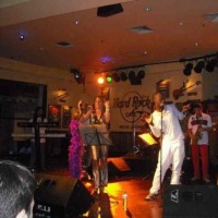 hard rock caf�