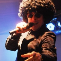 Veja mais fotos.
www.bandatorredebabel.com.br