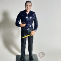 Escultra personalizada modelo humanizado feito por semelhan�a atrav�s de fotos.