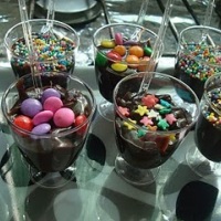 Copinho de Ganache e Confeitos