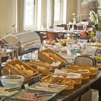 Breakfast e coffee  break para eventos sociais em stios,casas de festas e at mesmo em famlia.