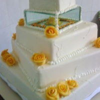 bolo de casamento amarelo