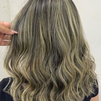 Cabeleireira em Feira de Santana para progressiva, botox capilar, hidrata��o, colora��o, cortes, sel