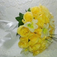 Bouquet Tradicional com Rosas Seda Amarela