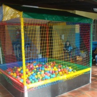 Piscina de bolinhas 2.0x2.0