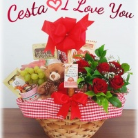cesta I Love You... Ursinho + Rosas + caneca romntica caf da manh + chocolates... Ferrero Rocher,