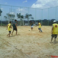 Campo de futebol de areia...