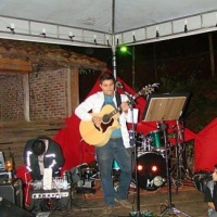 Thiago Feller em show na festa Cambota Cult, Baro de Cocais/MG.