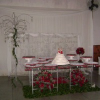 Mesa de Doce e Bolos