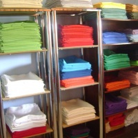 toalhas de diversas cores