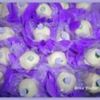 Camafeu de nozes coberto com chcolate branco