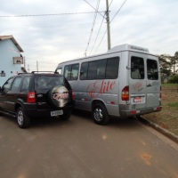 Vans e carro de pequeno porte 