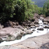 TRILHAS E CACHOEIRA