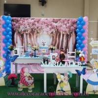 Alice no Pa�s das Maravilhas