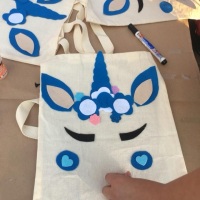 Oficina de ecobag com apliques artesanais de unicrnio. Pode escolher o aplique artesanal no tema qu