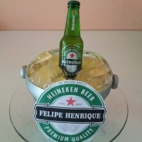 Bolo personalizado Heineken