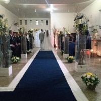 corredor da noiva com cores variadas de tapetes