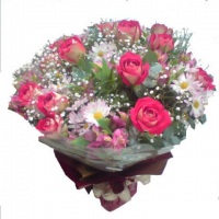 bouquet em flores do campo e rosas