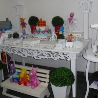 KIt Festa Backyardigans Parquinho conforme a foto
Consultar o frete
R$ 400,00