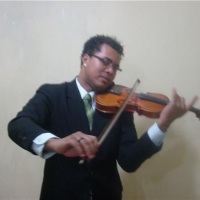 Luiz Henrique Moreira (violino) 