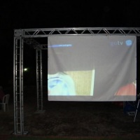 MEGA TEL�O E DATA SHOW