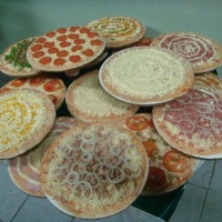 mesa de pizzas 