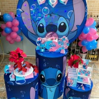 Foto real 
Pegue e monte tema Stitch