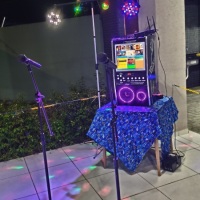 Loca��o de karaok�, projetor, Caixa de som, fliperama, aero Hockey, tot�, basquete eletronico, m�qui