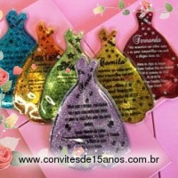 www.lembrancinhaseconvites.com.br
Uma pequena fabrica de convites de 15 anos, criando com amor e ca