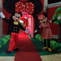 Mickey e Minie vermelha