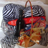 CESTA COM VINHO