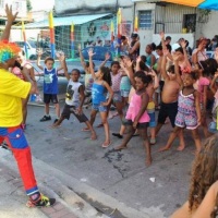 Animao de Festa infantil com diversas brincadeiras e som com diversas msicas.

Brincadeiras div