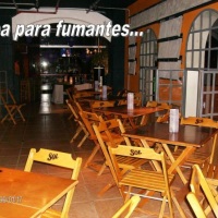 ambiente climatizado e �rea de fumantes