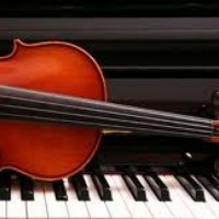 Piano e violino para eventos.