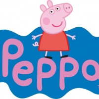 Peppa Pig, vrios modelos no formato redondo e retangular.
Pode colocar no nome da criana ou foto