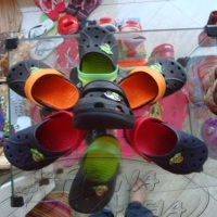 Crocs, Feminino, masculino e infantil 
