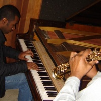 Piano ou teclado e Sax para eventos 