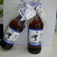Garrafa de cerveja personalizadas, para lembrancinhas de casamento.