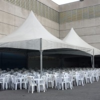 confraternizao de empresa, tendas 10 x 10 m com mesas e cadeiras