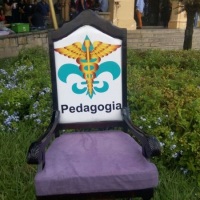 Cadeira Personalizada com o logo do Curso