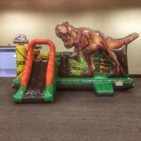 Kid Play T-Rex / 5m x 4m / 110v ou 220v. 

Liga pra RR Brinquedos Radicais, no espera no.