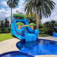 toboágua direto na piscina