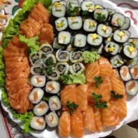 Buffet completo Sushi , Sashimi e Yakissoba